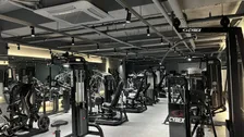 비앤핏 플레티넘 머신존 — 여름 다이어트 근력운동 가이드