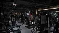 비앤핏 머신존의 웨이트 머신과 운동 동선
